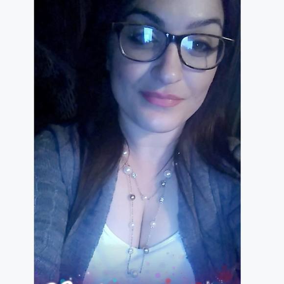 Meet your Posher, Alea - Picture 1 of 1